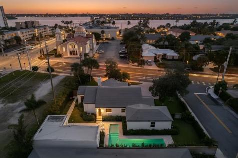 4015 Washington Road West Palm Beach FL 33405