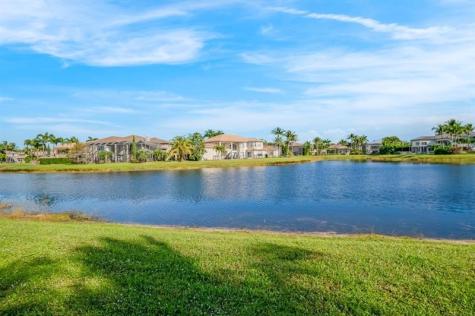 11808 Foxbriar Lake Trail Boynton Beach FL 33473