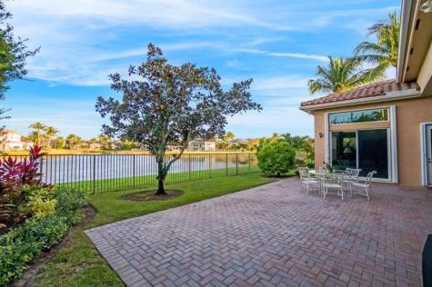 11808 Foxbriar Lake Trail Boynton Beach FL 33473