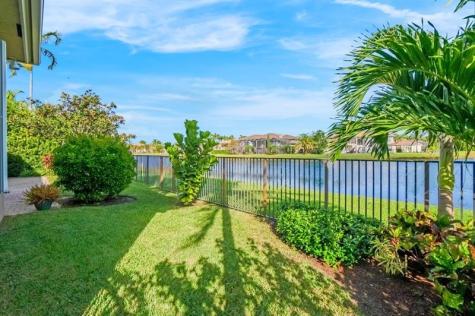 11808 Foxbriar Lake Trail Boynton Beach FL 33473