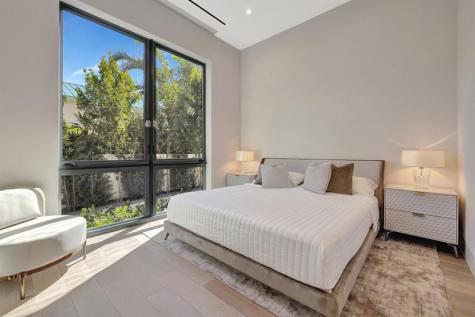 2560 Del Lago Drive Fort Lauderdale FL 33316