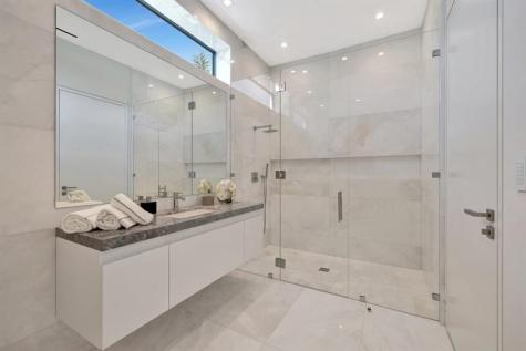 2560 Del Lago Drive Fort Lauderdale FL 33316
