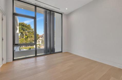 2560 Del Lago Drive Fort Lauderdale FL 33316