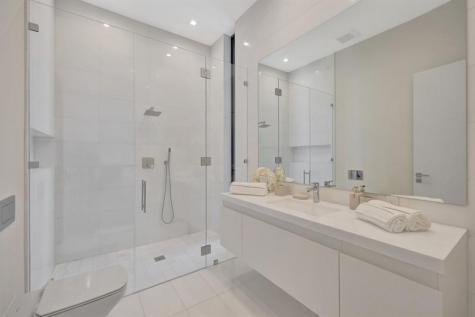 2560 Del Lago Drive Fort Lauderdale FL 33316