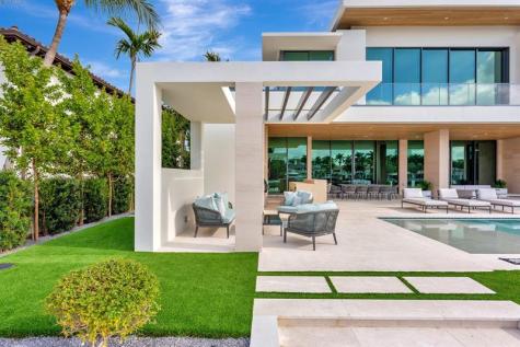2560 Del Lago Drive Fort Lauderdale FL 33316