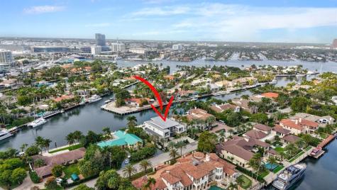 2560 Del Lago Drive Fort Lauderdale FL 33316