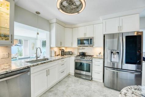 208 NE 30th Street Wilton Manors FL 33334