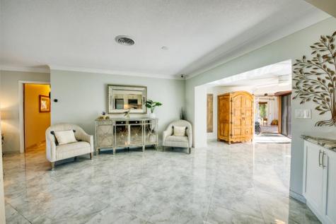 208 NE 30th Street Wilton Manors FL 33334