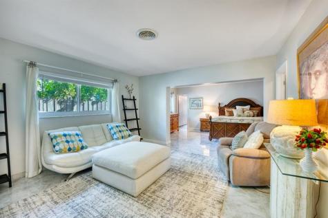 208 NE 30th Street Wilton Manors FL 33334