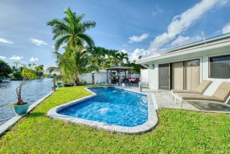 208 NE 30th Street Wilton Manors FL 33334
