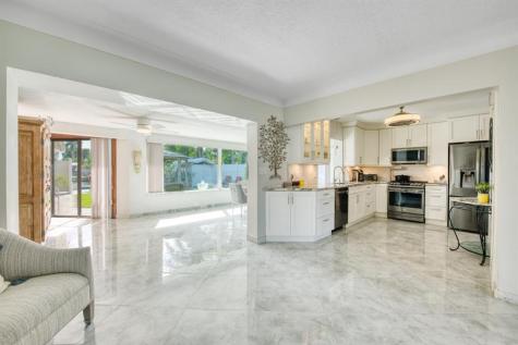 208 NE 30th Street Wilton Manors FL 33334