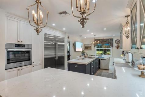901 NW 116th Terrace Plantation FL 33325