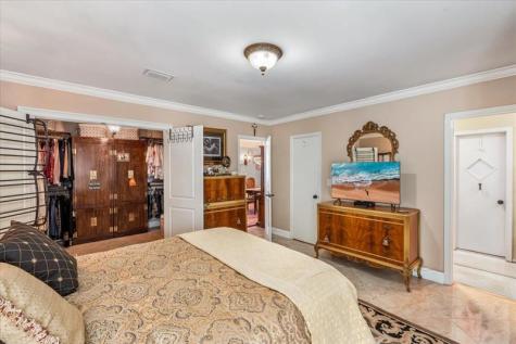 901 NW 116th Terrace Plantation FL 33325