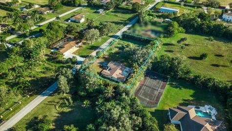 901 NW 116th Terrace Plantation FL 33325
