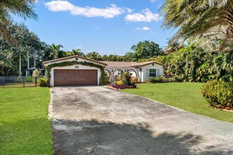 901 NW 116th Terrace Plantation FL 33325