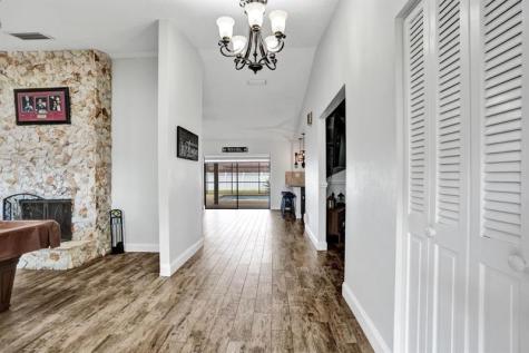 326 NW 101st Terrace Coral Springs FL 33071