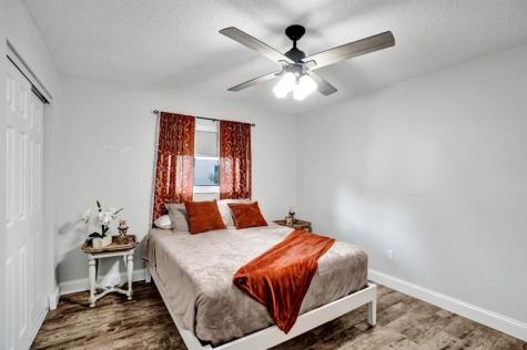 326 NW 101st Terrace Coral Springs FL 33071
