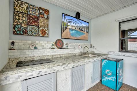 326 NW 101st Terrace Coral Springs FL 33071