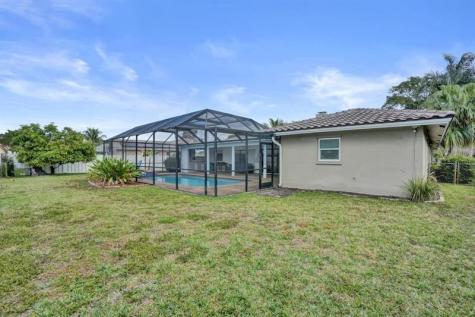 326 NW 101st Terrace Coral Springs FL 33071
