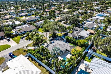 2233 NE 30th Court Lighthouse Point FL 33064