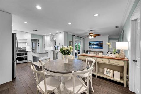 4221 NE 26th Avenue Lighthouse Point FL 33064