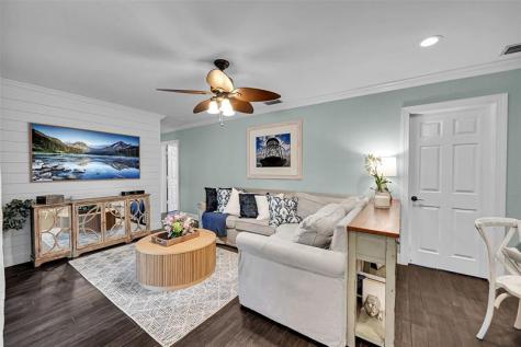 4221 NE 26th Avenue Lighthouse Point FL 33064