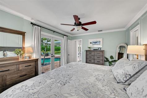4221 NE 26th Avenue Lighthouse Point FL 33064
