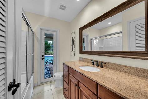 4221 NE 26th Avenue Lighthouse Point FL 33064