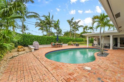 4221 NE 26th Avenue Lighthouse Point FL 33064