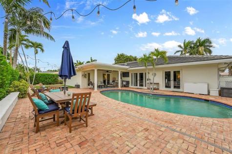 4221 NE 26th Avenue Lighthouse Point FL 33064