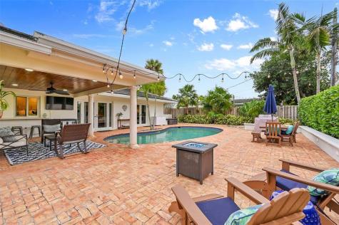 4221 NE 26th Avenue Lighthouse Point FL 33064