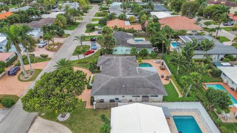 4221 NE 26th Avenue Lighthouse Point FL 33064