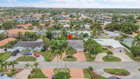 4221 NE 26th Avenue Lighthouse Point FL 33064