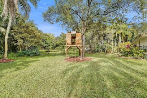 2825 SW 132nd Way Davie FL 33330