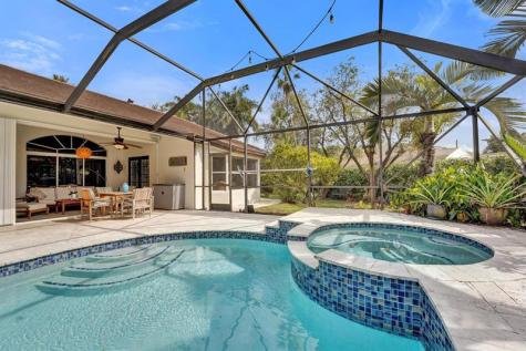 2825 SW 132nd Way Davie FL 33330
