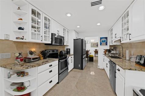 1838 NW 93rd Terrace Plantation FL 33322