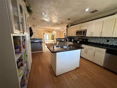 11201 NW 15th Court Miami FL 33167