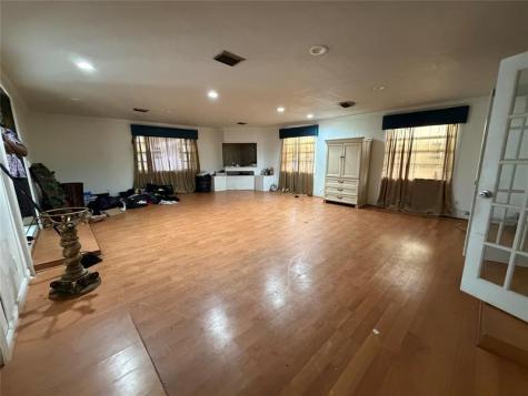 11201 NW 15th Court Miami FL 33167