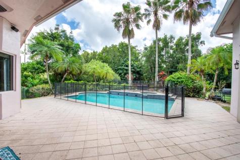 11430 NW 18th Street Plantation FL 33323