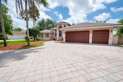 11430 NW 18th Street Plantation FL 33323