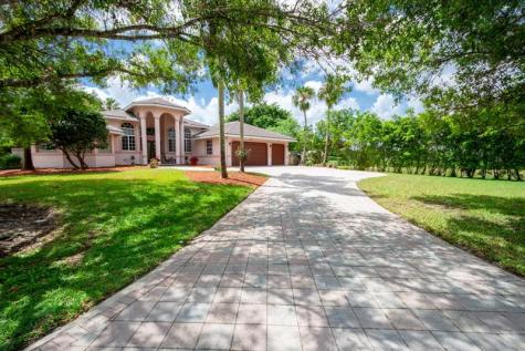 11430 NW 18th Street Plantation FL 33323