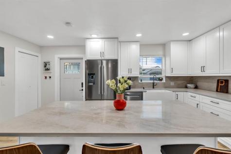 2921 NE 53rd Street Lighthouse Point FL 33064