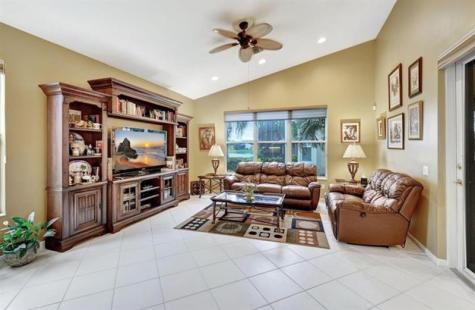 13245 Alhambra Lake Circle Delray Beach FL 33446