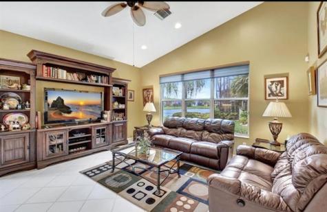 13245 Alhambra Lake Circle Delray Beach FL 33446