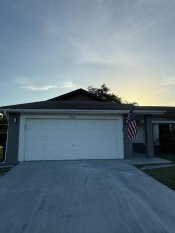 744 SW Carmelite Street Port St Lucie FL 34983