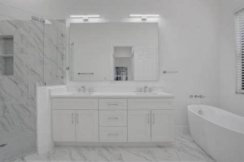 Pembroke Pines FL 33024