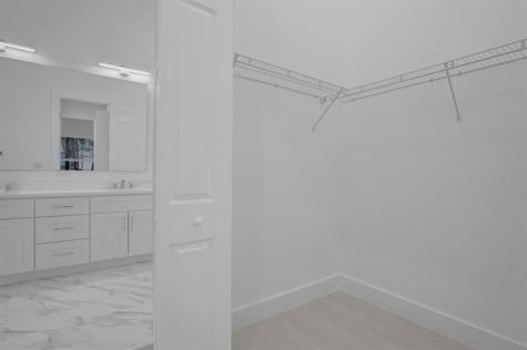 Pembroke Pines FL 33024