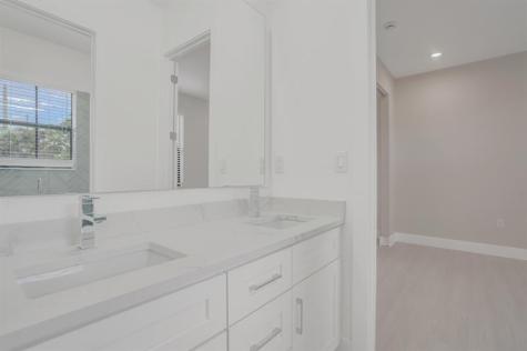 Pembroke Pines FL 33024