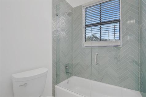 Pembroke Pines FL 33024