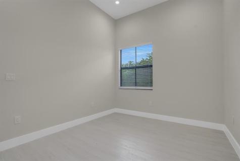 Pembroke Pines FL 33024
